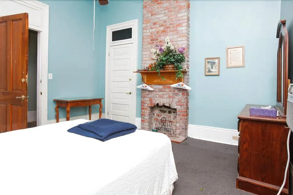 Esplanade Suites