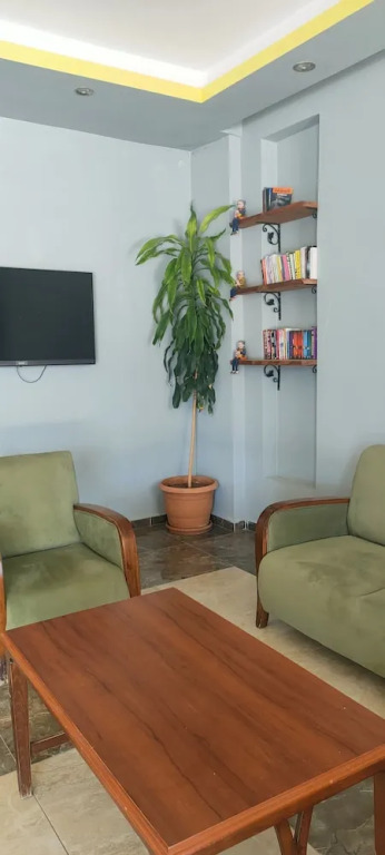Anemonia Hotel