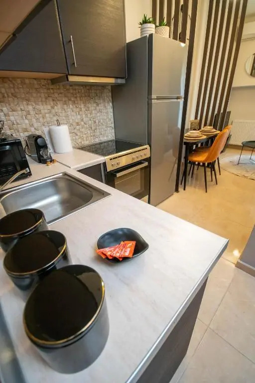 Kate's Luxury Apartment with Private Parking