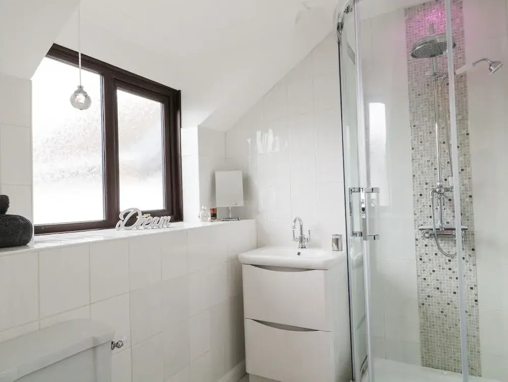 12 Claremont Falls