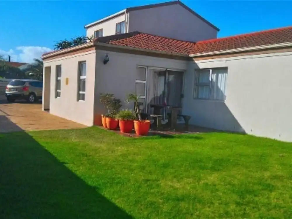 Bay Breeze Guesthouse Selfcatering