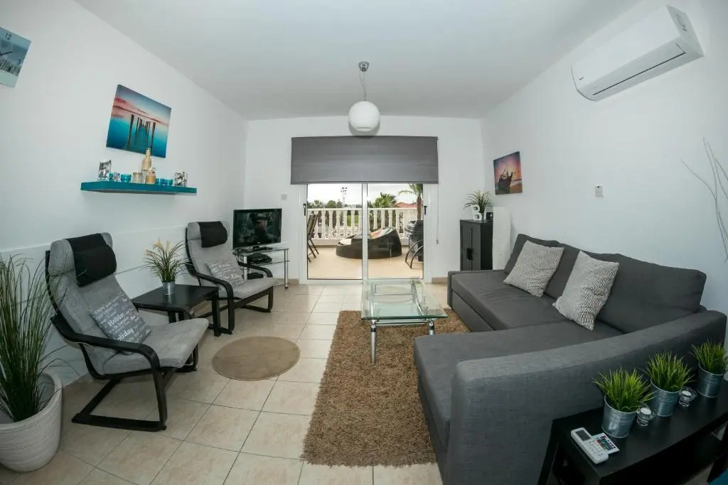 Paradi Nissi Golden Sands Apartment