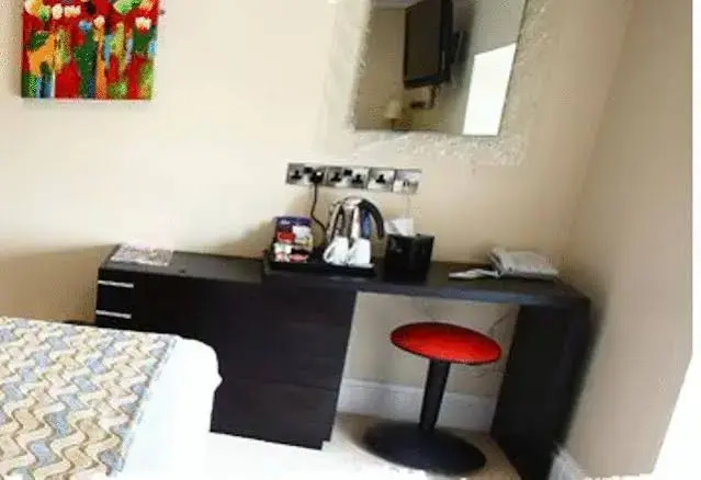 Dovey Inn