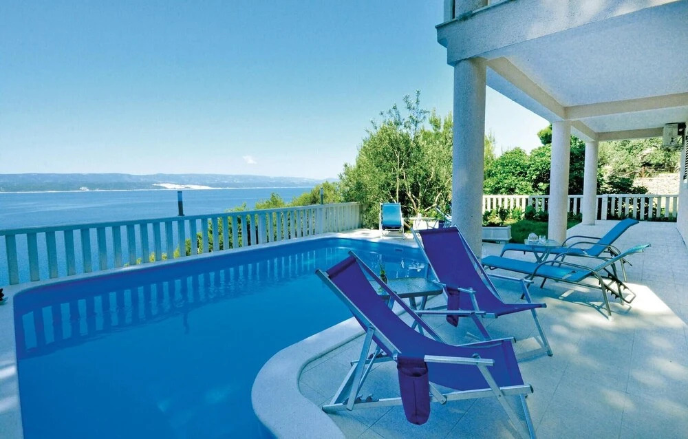 Nice Home in Mimice With Wifi and 2 Bedrooms