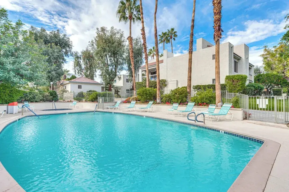 2 Mi to Dtwn Palm Springs! Modern Condo w/ Pool