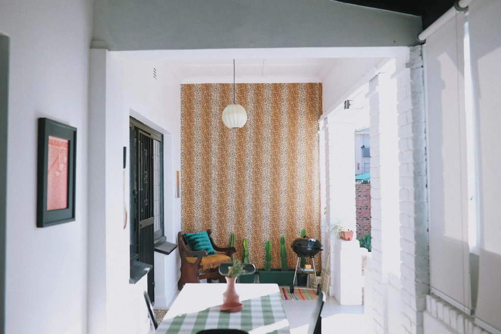 Harbour View Funky And Eclectic Two Bedroom Home