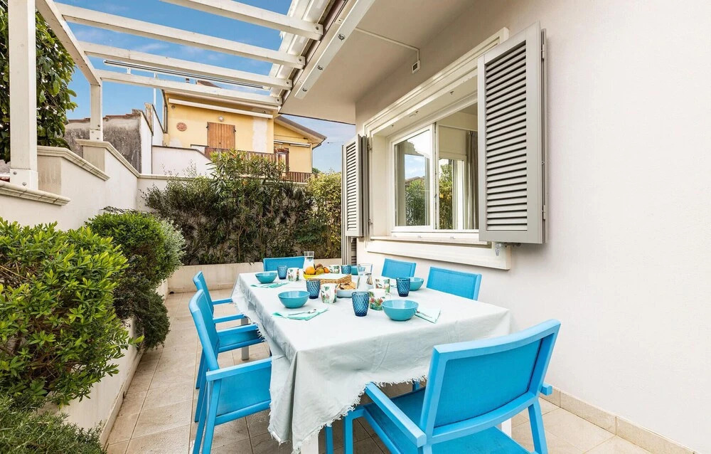 Amazing Home in Lido di Camaiore With 3 Bedrooms and Wifi