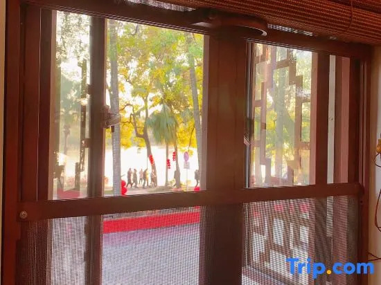 Xihu Xiaozhu Hotel