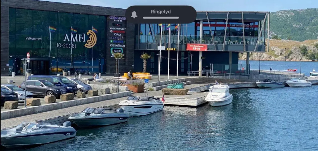 Sentral leilighet i 3. etg. Sørvendt med utsikt