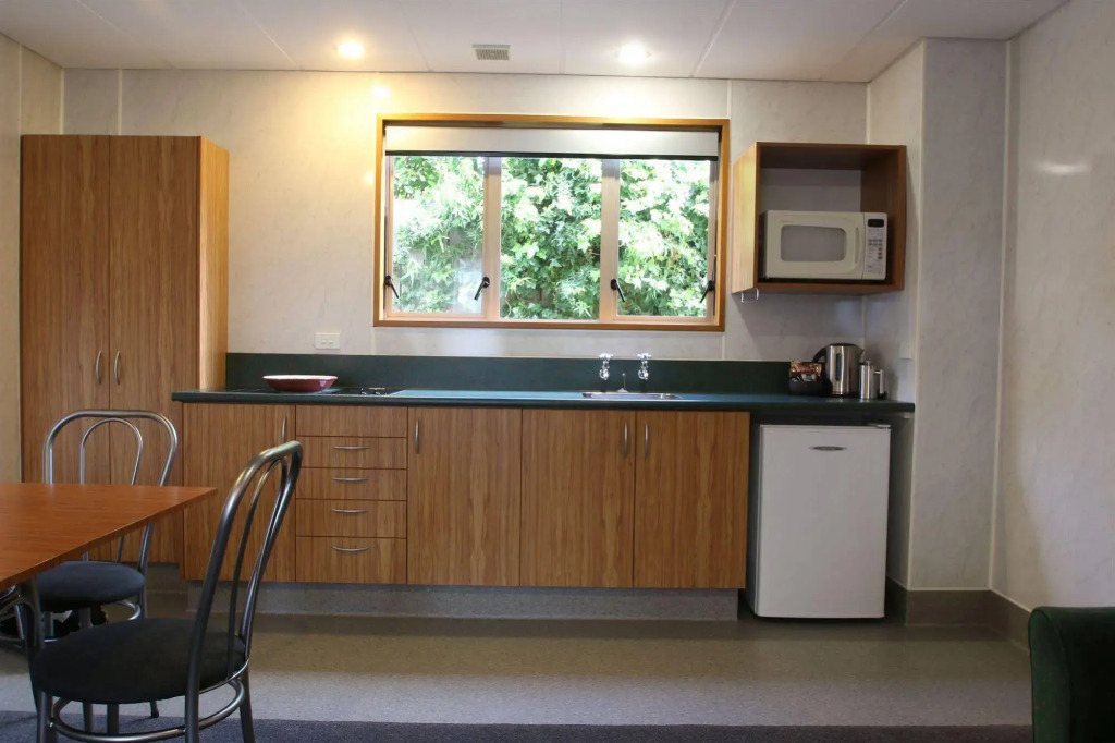 Amross Motel