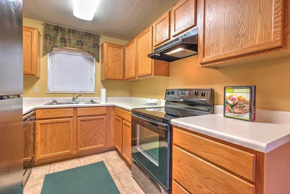Cedar Lodge 702
