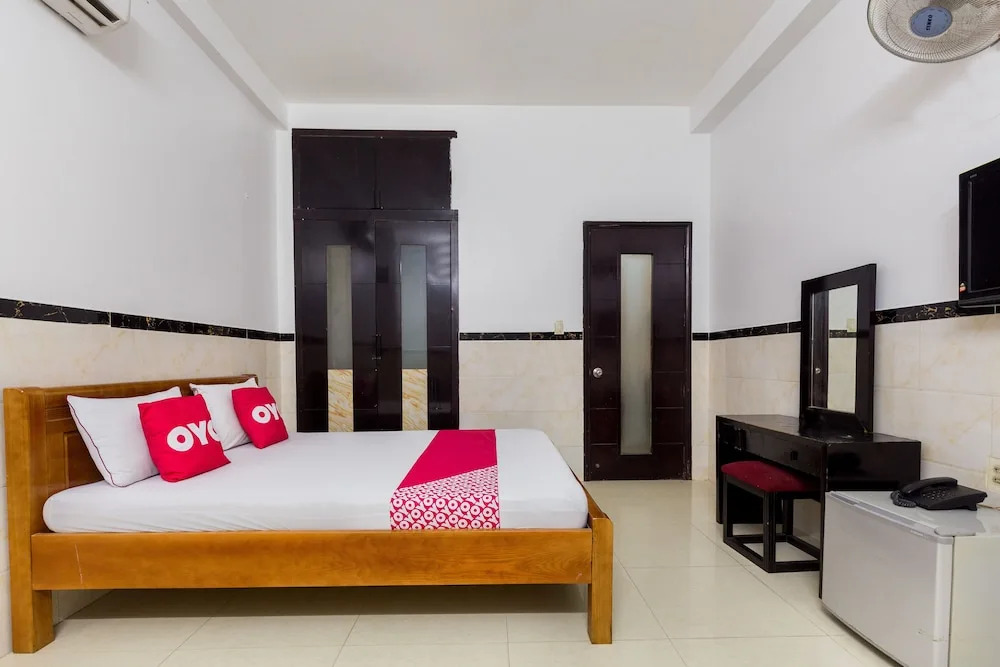 Kasa Hotel by OYO Rooms