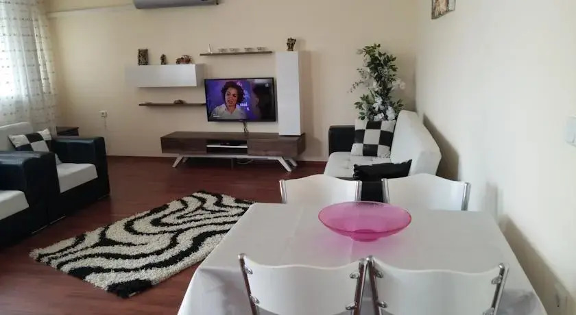 Kadinlar Denizi Akca Residence