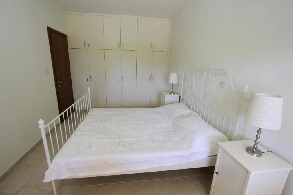 Shemesh Gardens House