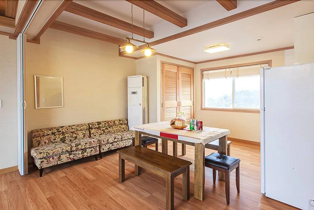 Jecheon Marine Hill Pension