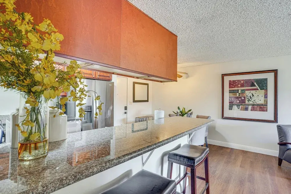 Steps to Csulb: Cozy Condo w/ Pool Access!
