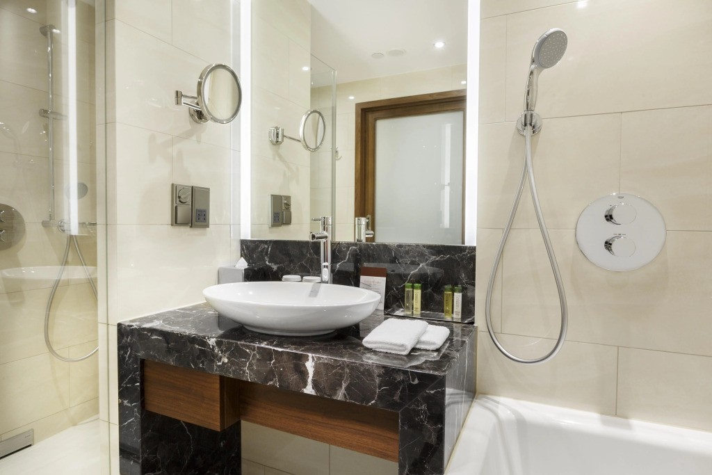 DoubleTree by Hilton Hotel & Conference Centre Warsaw