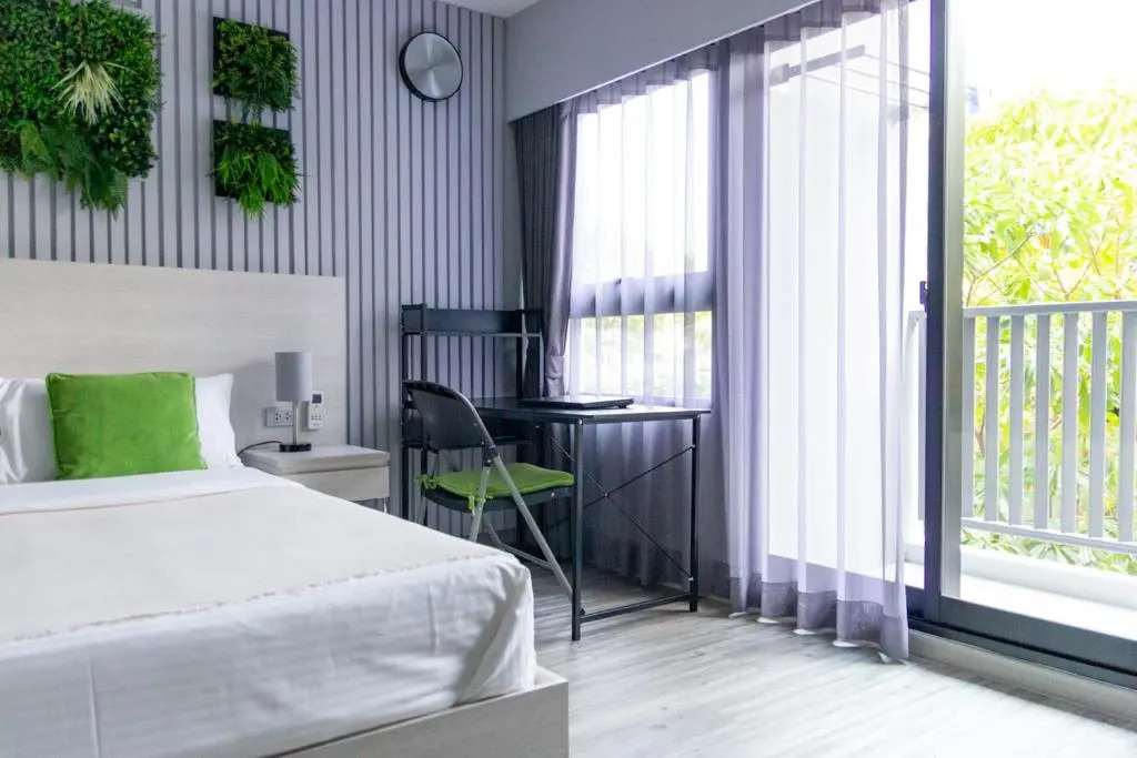 GRAY Studio DusitD2 near the sea FREE WiFi