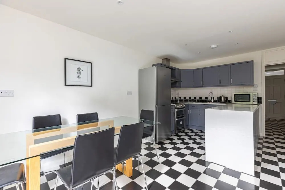 Lovely 3-bed House in Brixton Near Clapham Common