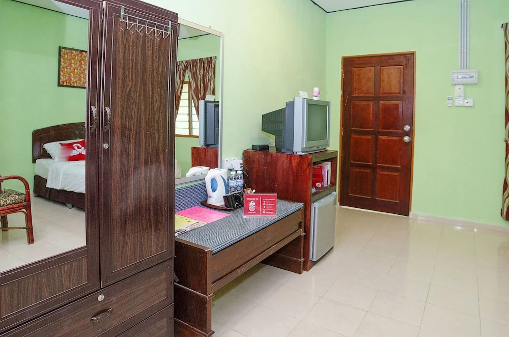 ZEN Rooms Anak Tasik Besar