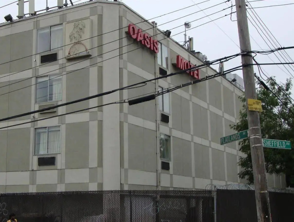 Oasis Motel in Brooklyn
