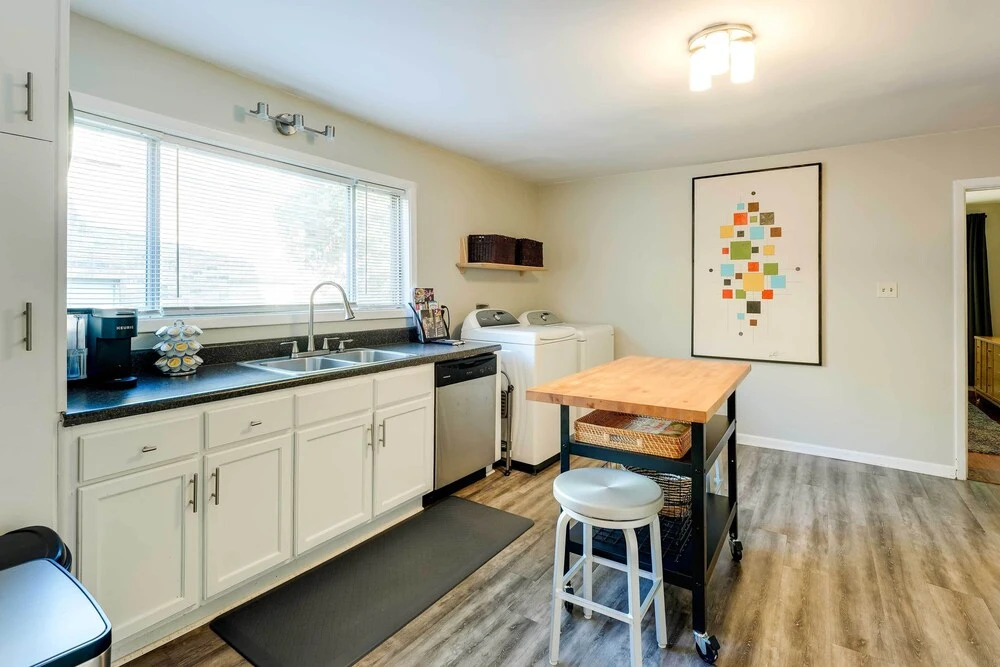 Family-friendly Memphis Hideaway w/ Patio & Grill!