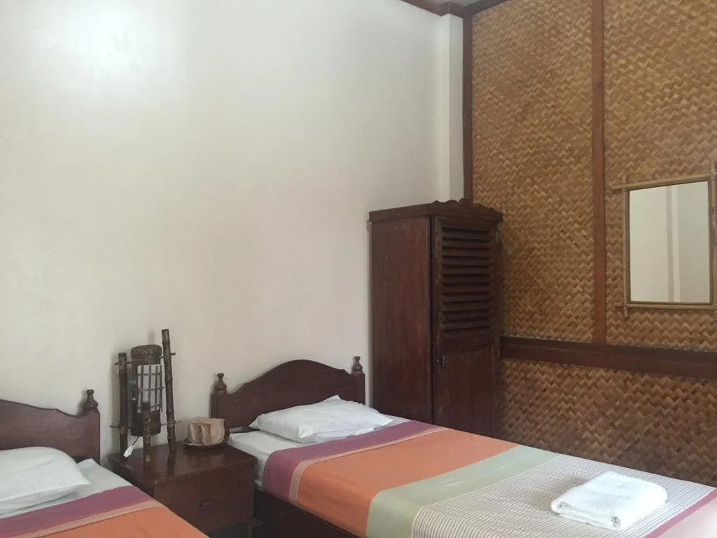Pagdayon Travelers Inn