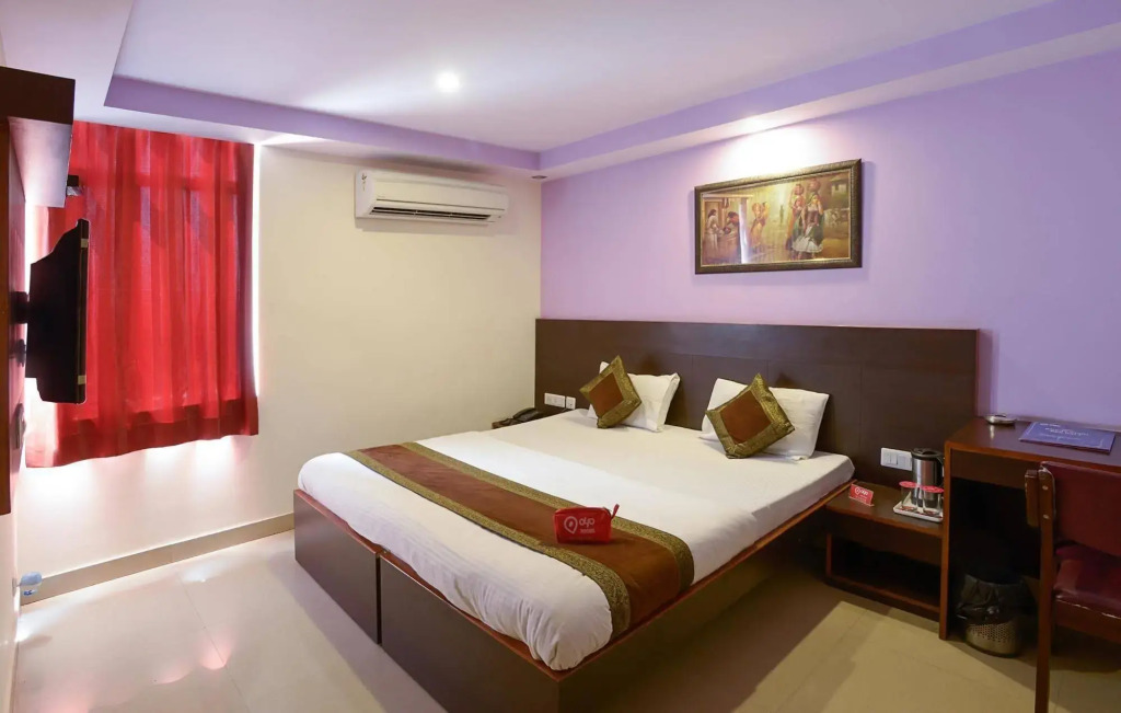 OYO 410 Hotel Lily Bay Inn