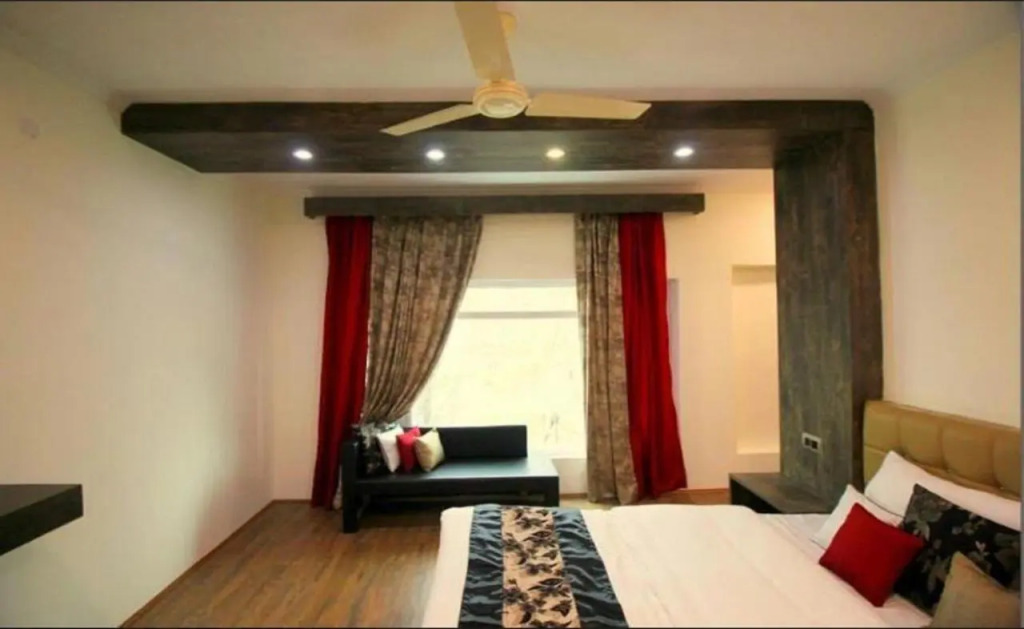 Hotel Green Leaf Srinagar