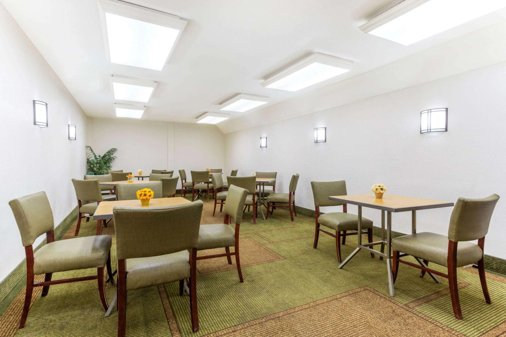 La Quinta by Wyndham Redding