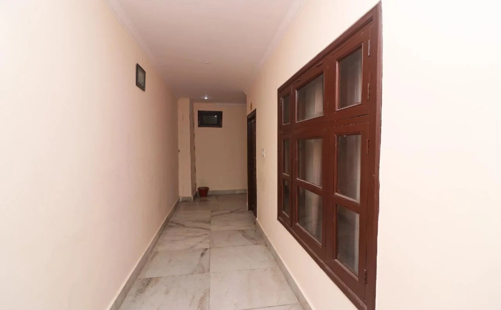 Hotel Rajdhani Palace By OYO Rooms
