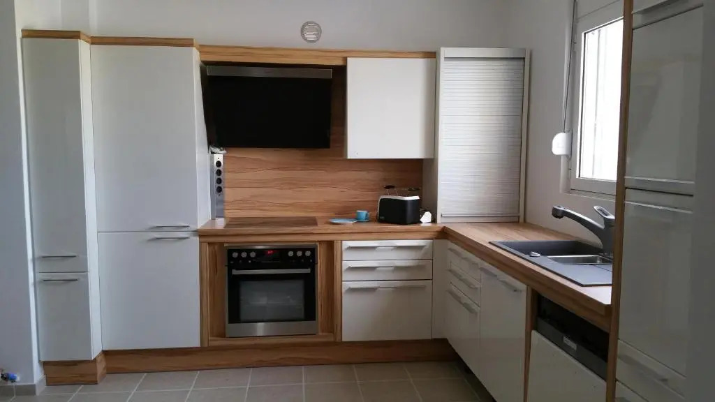 Neptune Holiday Home