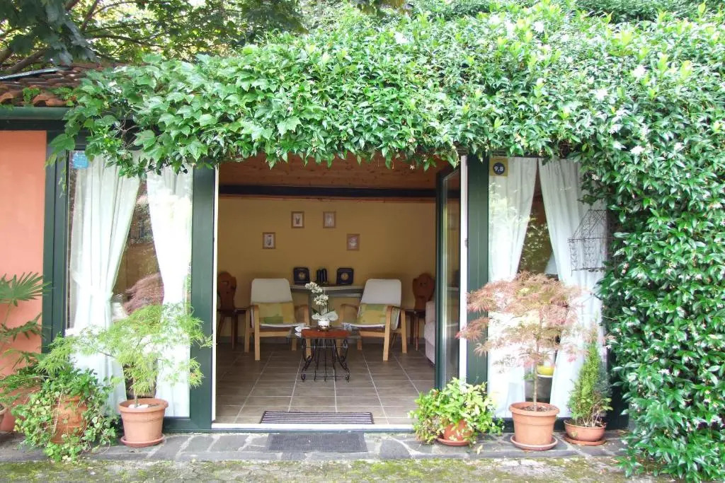 Monolocali In Casa Con Giardino Bellagio