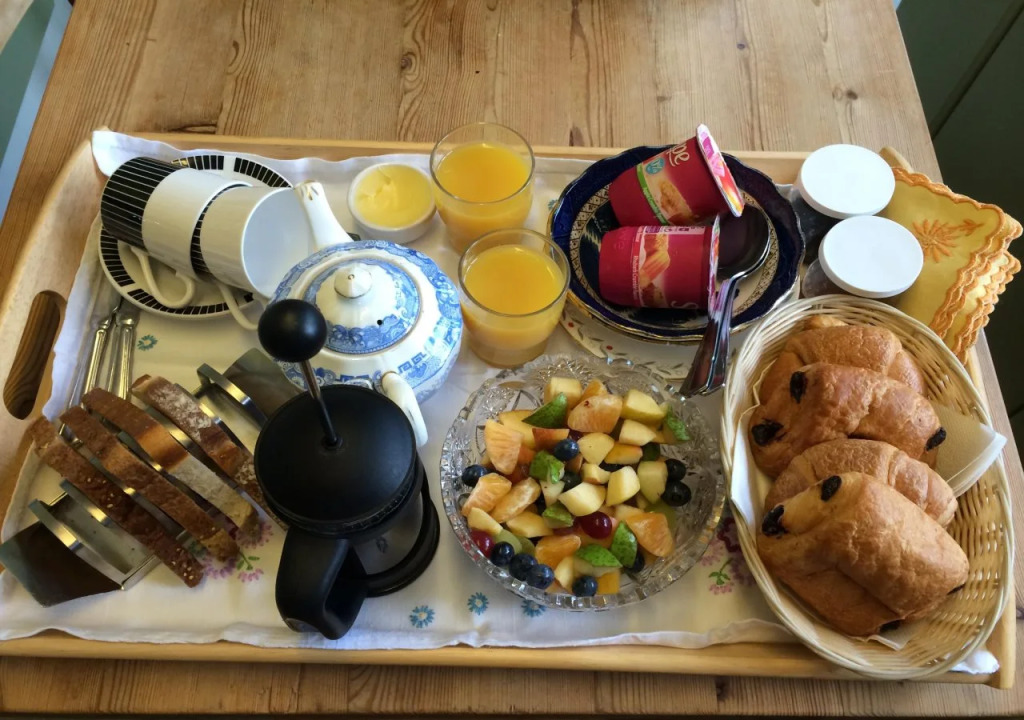 Lyonesse Guest House