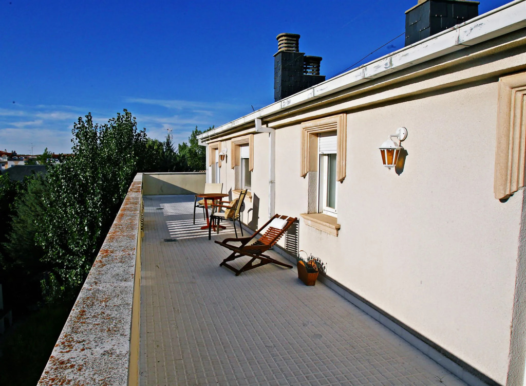 Casablanca Hotel Studios