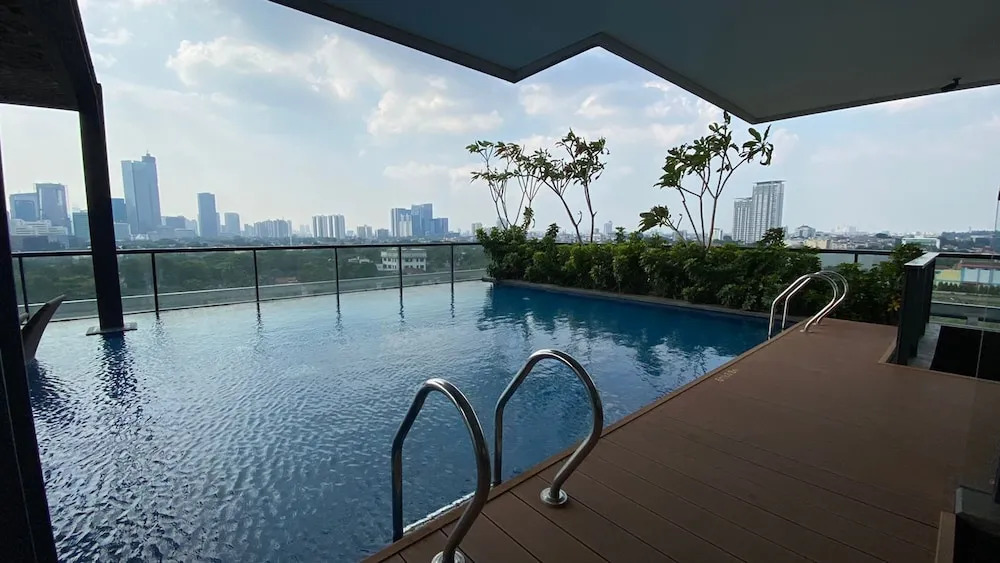 Elegant And Comfort Living 2Br At Samara Suites Apartment