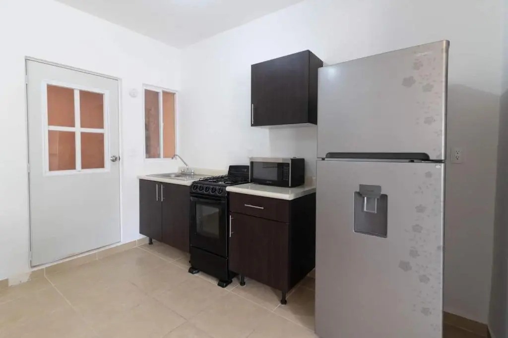 Excellent 2 bedroom apartment close to the beach