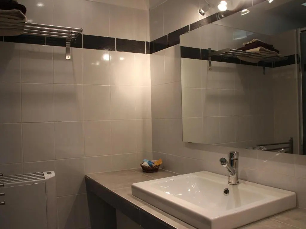 Appartement Balaruc-les-Bains, 2 pièces, 4 personnes - FR-1-503-105