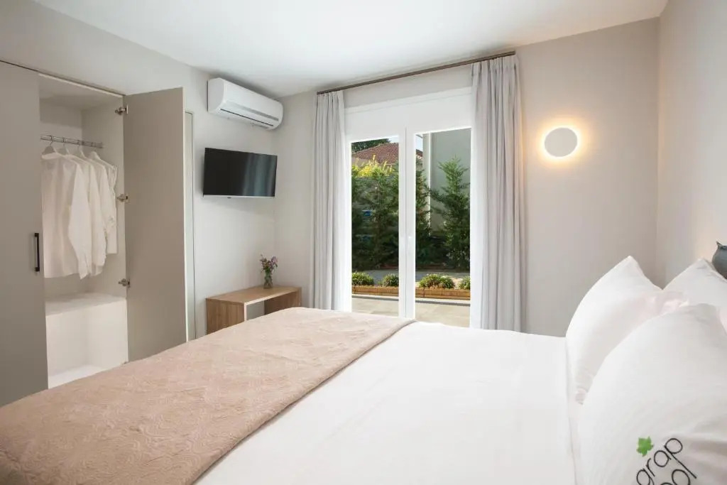 Grappolo Lefkada Villas - Villa Vertzami just 2 km from Lefkada town