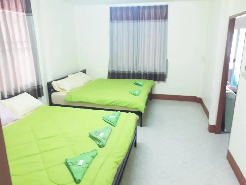 ระยองบีช Rayong Beach Hotel