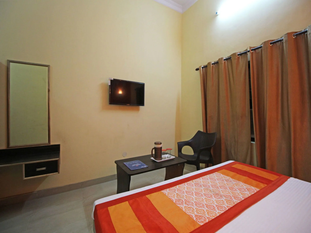 FabHotel KK Residency