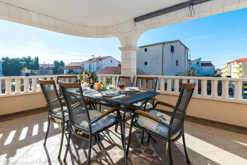 Amazing Home in Vodice With Wifi and 3 Bedrooms