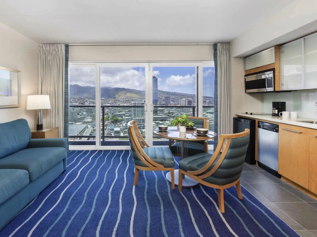 Ala Moana Honolulu by Mantra