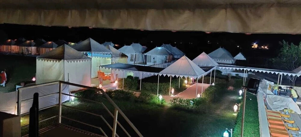 Camp e Khas