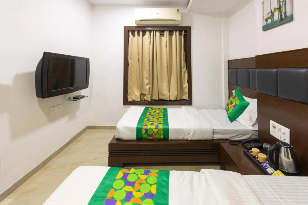 Treebo Shembekars Inn
