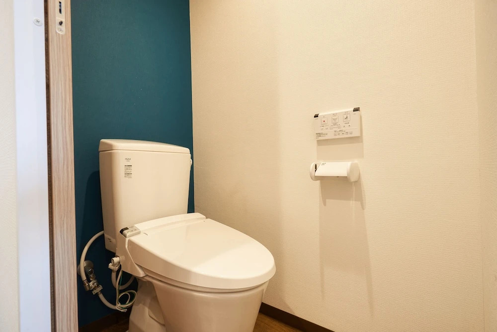 New Normal Hotel in NAMINOUE ニューノーマルホテルイン波の上