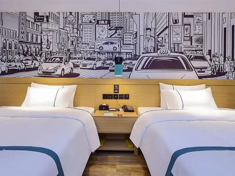 CCINN Hotel (Liupanshui Sports Center Store)