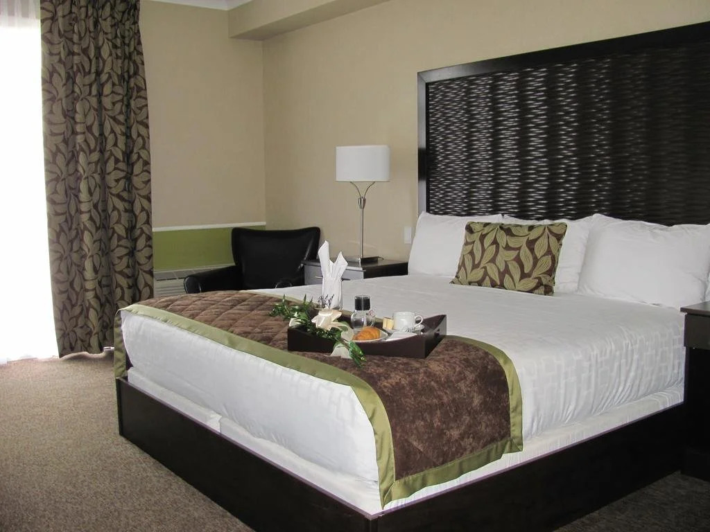 RiverRock Inn