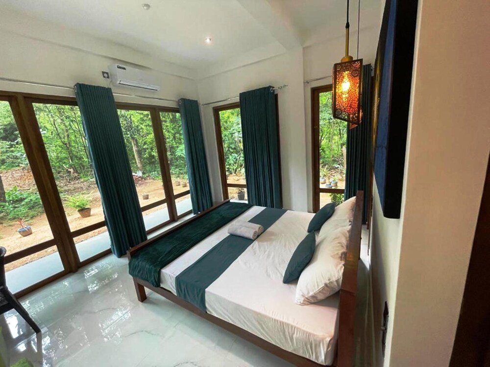 Sigiriya Hotel and Resort