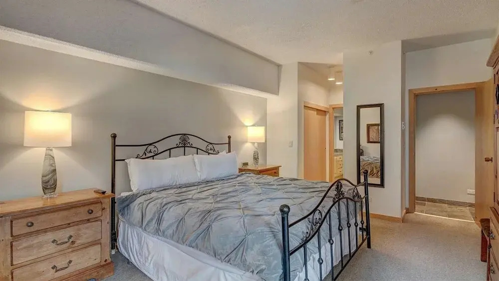 Comfortable 3-Bedroom Ski Inout Condo At Peak 9 - Village At Breckenridge